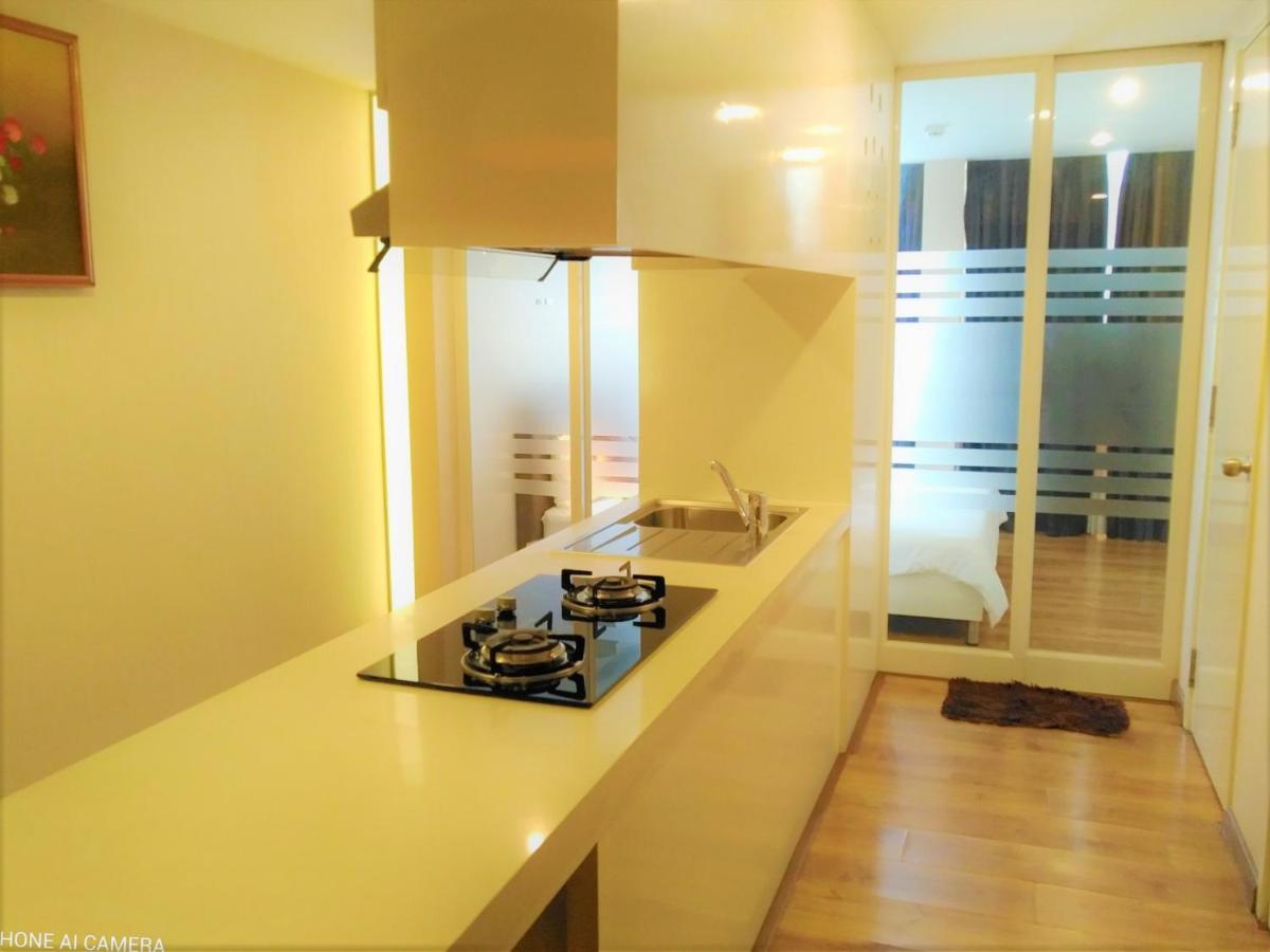 Mcgallery Art - Lucky Residence Suite'S & Apartments ホーチミン市 エクステリア 写真